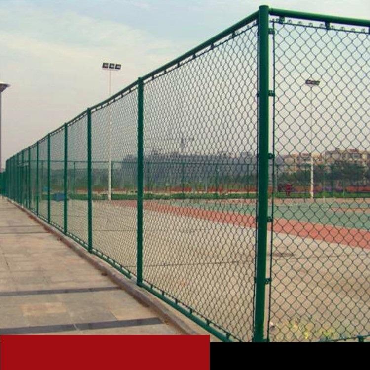 星空SPORTS：湖北篮球场隔离栅施工天津篮球场隔离栅(图1)