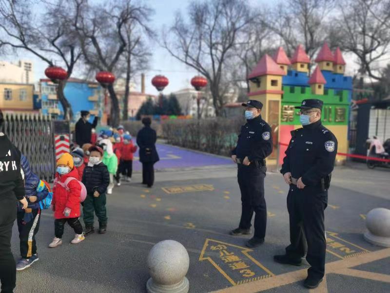 湫水河畔书香远(图1)